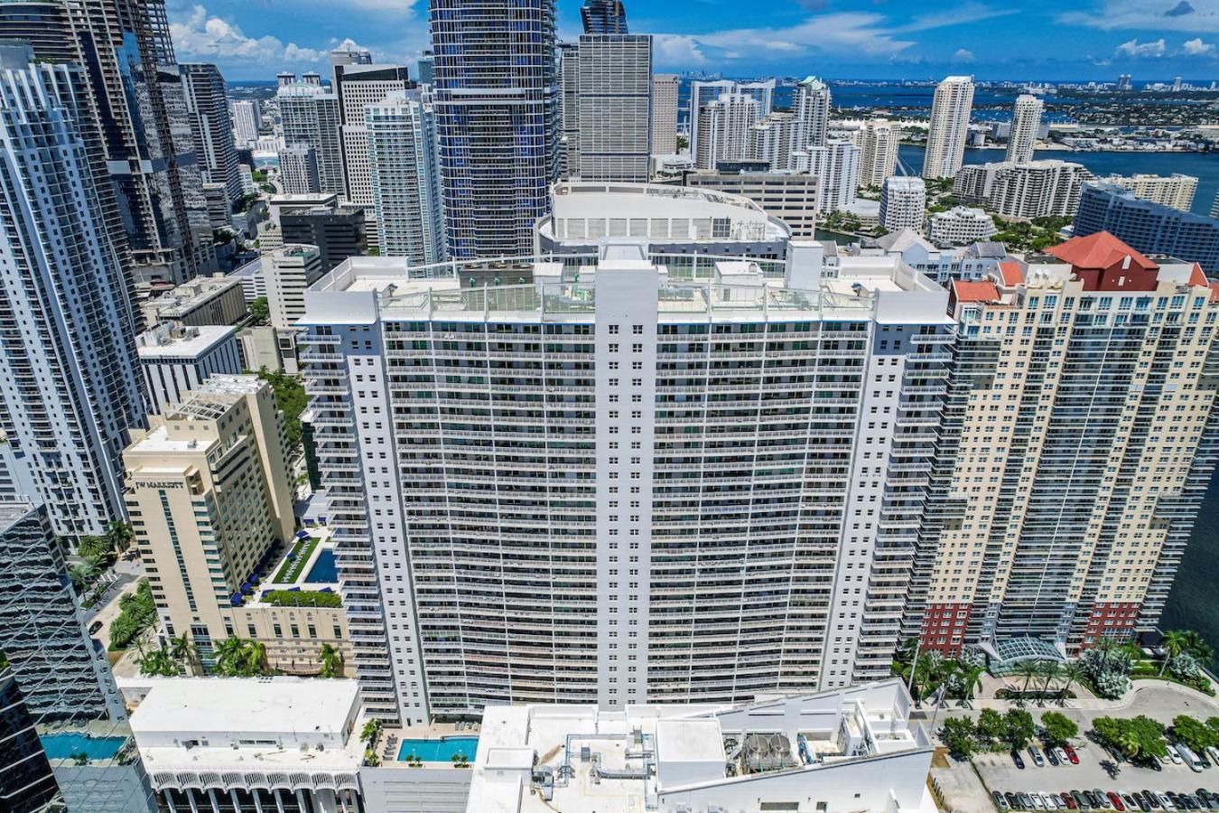 Spacious 2 Bed Unit In Brickell With Free Parking Miami Bagian luar foto